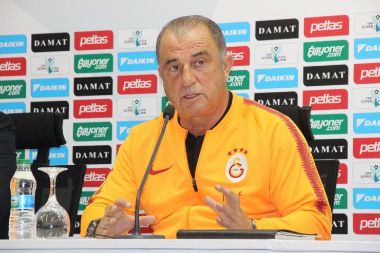 Son Şampiyonlar Kozlarını Paylaşıyor