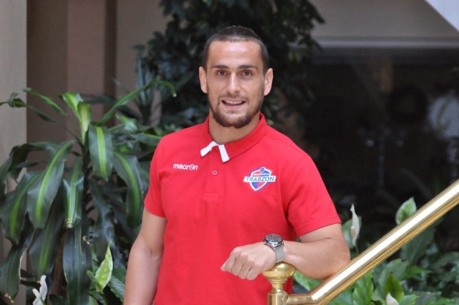 Hekimoğlu Trabzon Fk’nın Başarılı Savunma Oyuncusu Emre Akgün Şampiyonluk İçin İddialı Konuştu