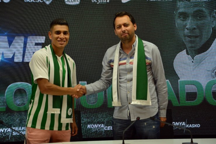 Perulu Milli Oyuncu Atiker Konyaspor’a İmzayı Attı