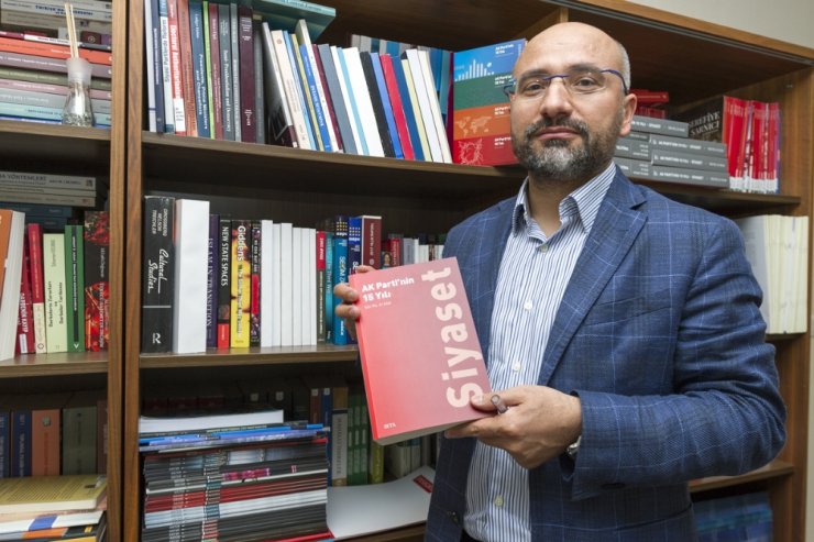 Ak Parti’nin Siyaseti Tüm Boyutlarıyla Ele Alınacak