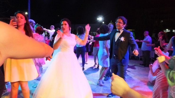 Ana Sınıfında Başlayan Aşk Evlilikle Taçlandı