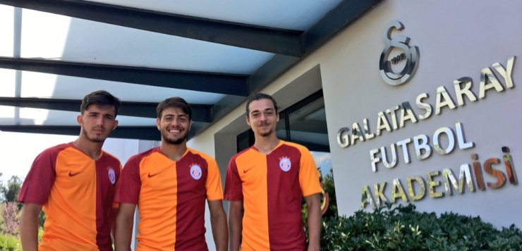 Galatasaray’da 3 İmza