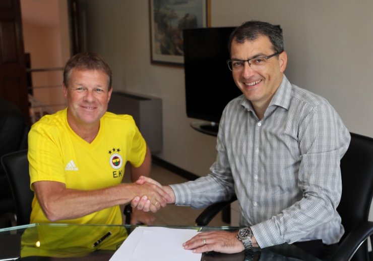 Fenerbahçe’de Erwin Koeman İmzayı Attı