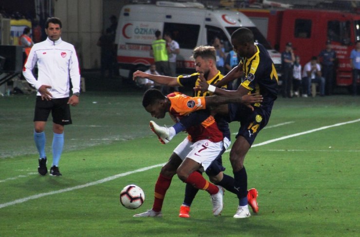 Son Şampiyon Galibiyetle Başladı