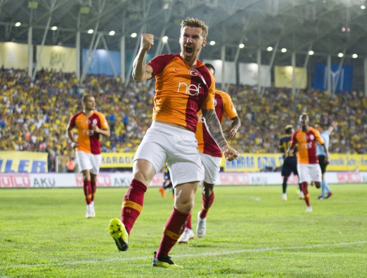 Son Şampiyon Galibiyetle Başladı