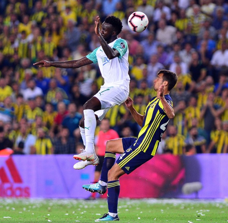 Fenerbahçe Galibiyetle Başladı