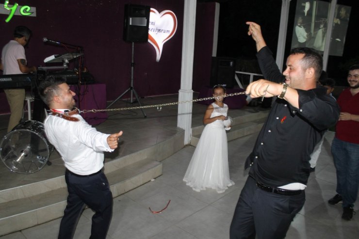 Sağdıçlar Damada Görülmemiş Şakalar Yaptı