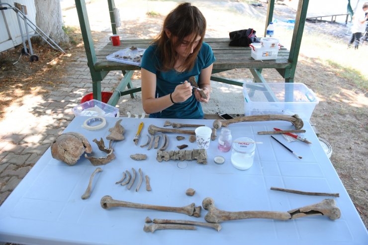 Gölün Dibinde Yatan 100 Yılın Keşfi