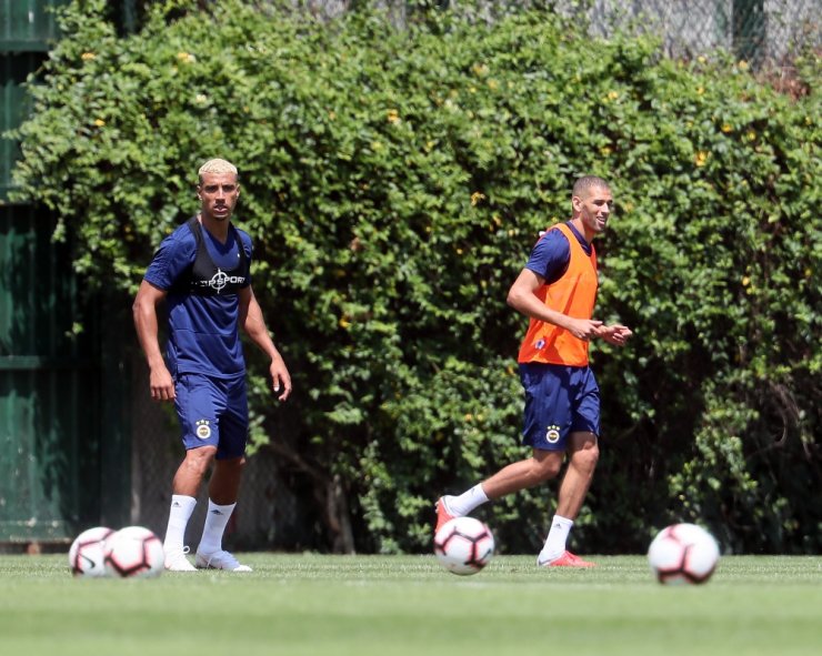 Slimani İlk Antrenmanına Çıktı