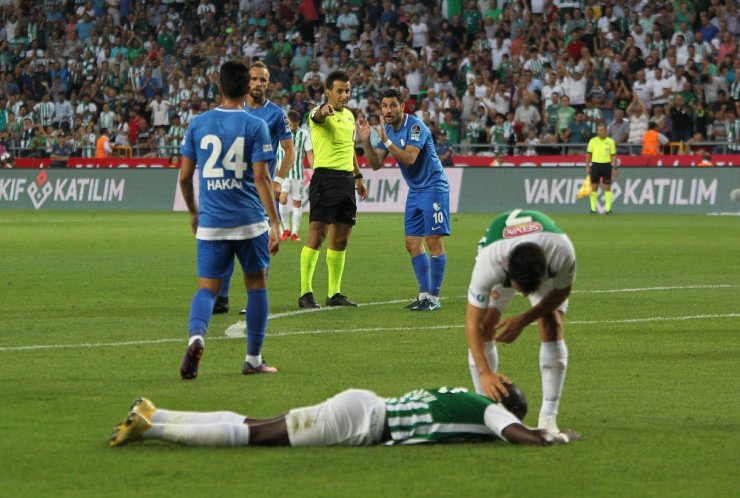 Konya’da İlk Yarıda 3 Gol