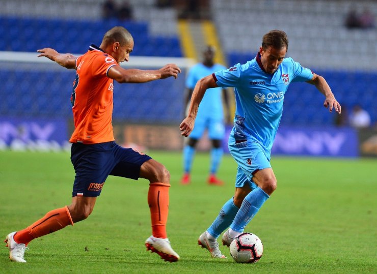 Başakşehir Trabzon’u 2-0’la Geçti