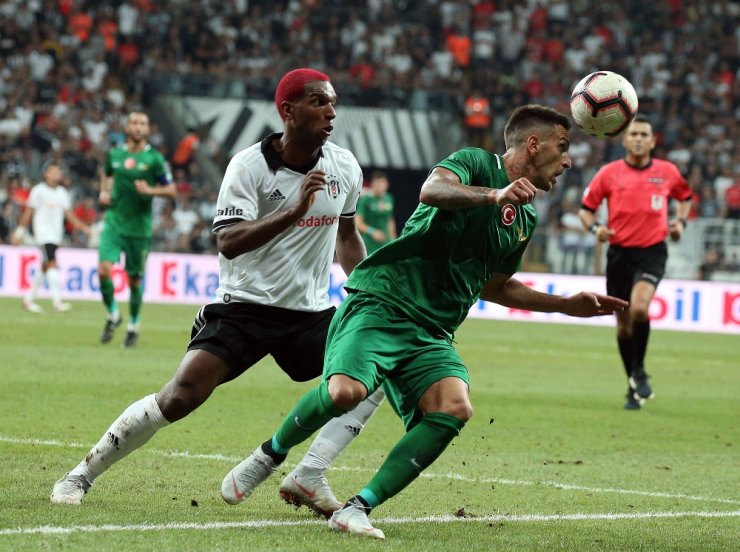 Beşiktaş İşi İlk Yarıda Bitirdi