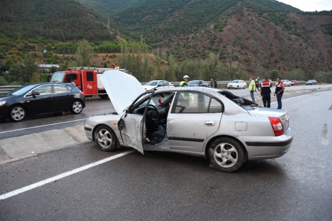 Gümüşhane’de İki Ayrı Trafik Kazasında 10 Kişi Yaralandı