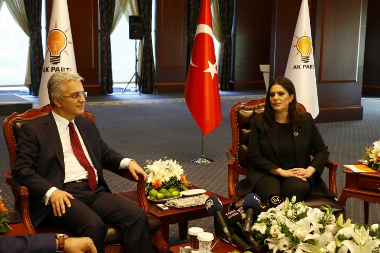 Chp Heyetinden Ak Parti’ye Bayram Ziyareti