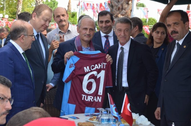 Trabzonspor’da Bayramlaşma Töreni Gerçekleşti