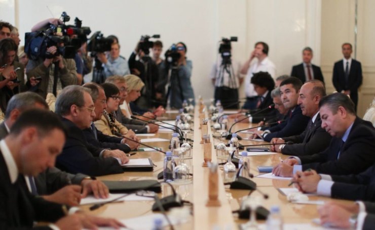 Bakan Çavuşoğlu Lavrov İle Bir Araya Geldi