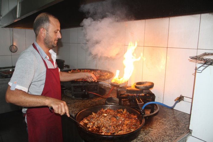 Dünyanın En Genç Şelalesi 400 Bin Misafiri Ağırlıyor