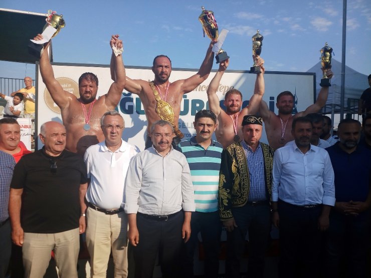 Sancaktepe’de Başpehlivan Ali Gürbüz Oldu