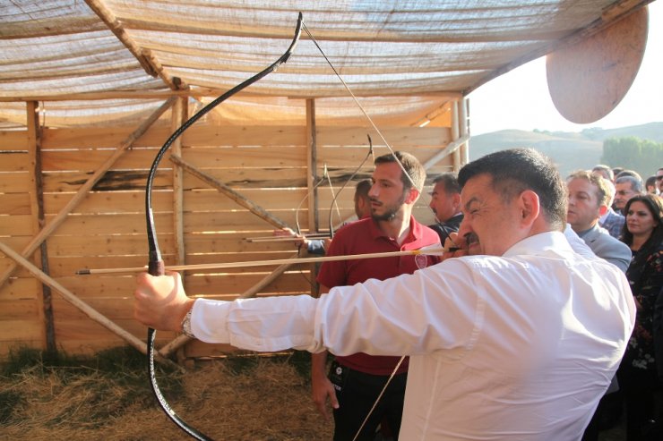 Bakan Pakdemirli’den Diriliş Ertuğrul Dizisine Övgü