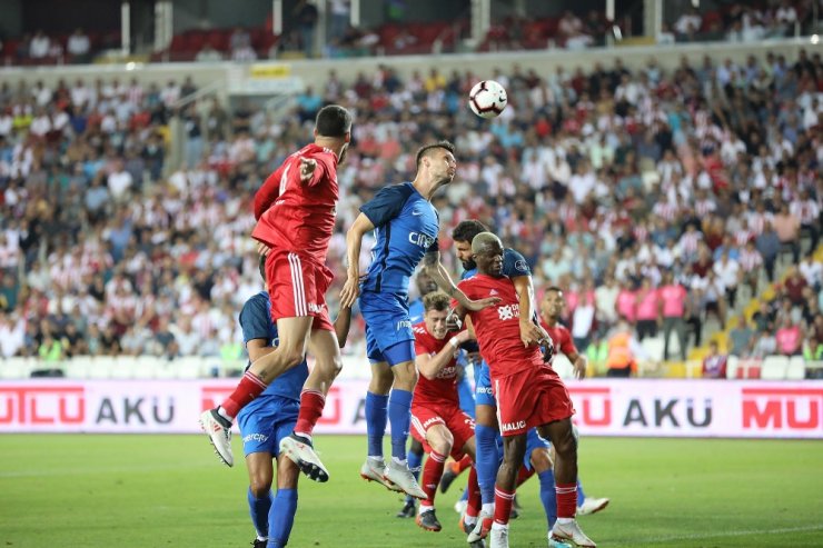 İlk Yarı Kasımpaşa’nın