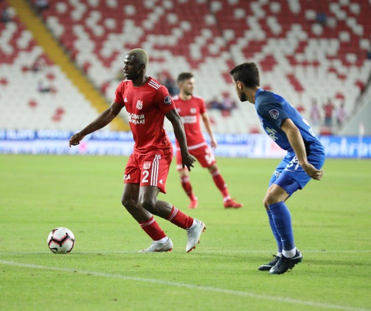 İlk Yarı Kasımpaşa’nın