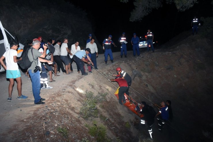 Off-road Sürücüsü 50 Metrelik Uçuruma Yuvarlandı
