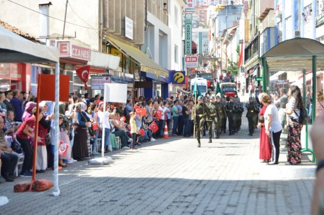 Artvin’de 30 Ağustos Zafer Bayramı Kutlandı