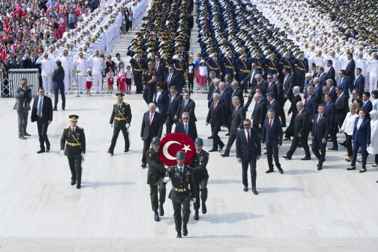 Devletin Zirvesi Anıtkabir’deydi