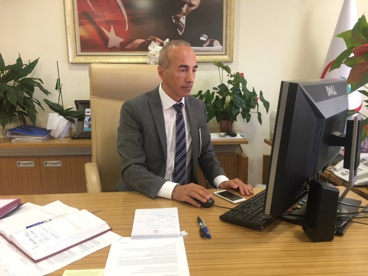 Gündüz Neşter Akşam Kalem Tutuyor