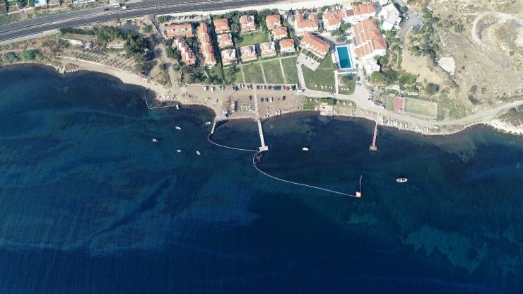 Foça’da Denizdeki Kirlilik Havadan Görüntülendi