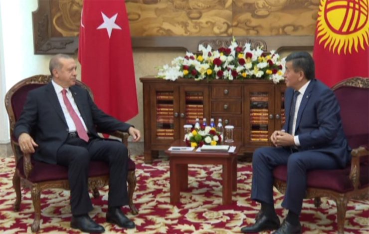 Erdoğan, Kırgız Mevkidaşıyla Görüştü