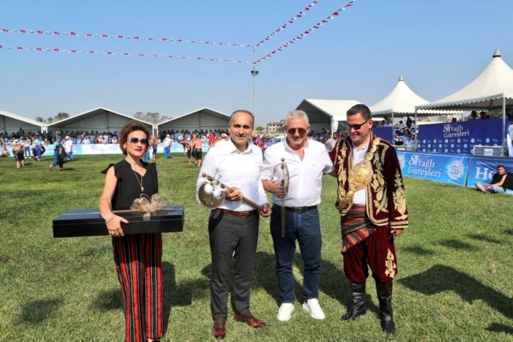 Arnavutköy’de Şampiyonu Hüseyin Gümüşalan