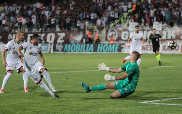 Elazığspor Evinde Mağlup