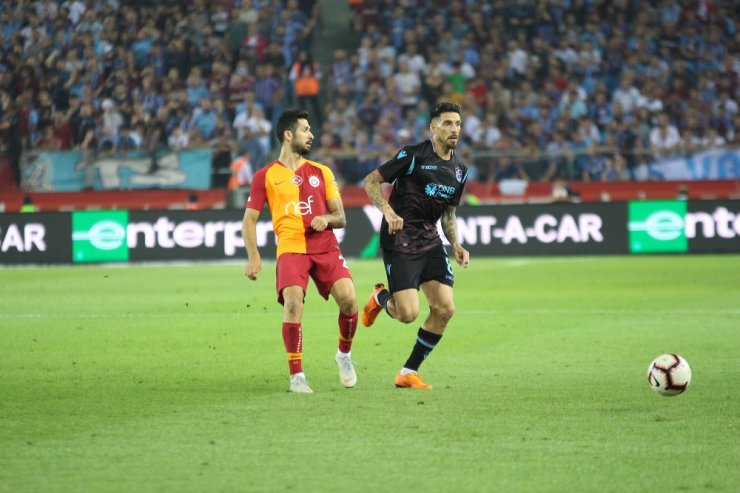 Aslan’a Soğuk Duş: İlk Yarıda 3 Gol