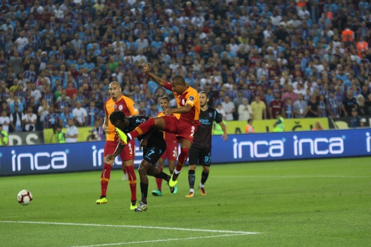 Aslan’a Soğuk Duş: İlk Yarıda 3 Gol
