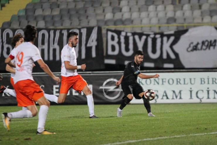 İzmir’de 4 Gollü Beraberlik