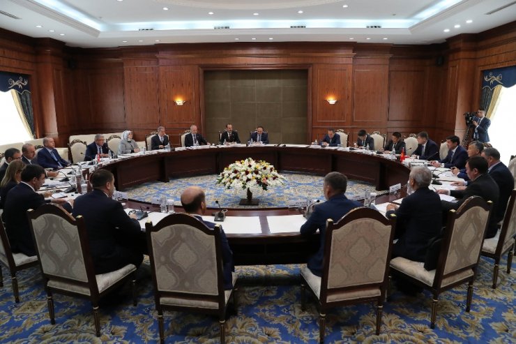 Erdoğan Kırgız Başbakan Abılgaziyev’le Görüştü