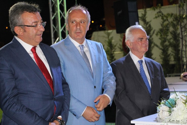 Muharrem İnce’den Genç Çifte "6 Çocuk" Tavsiyesi