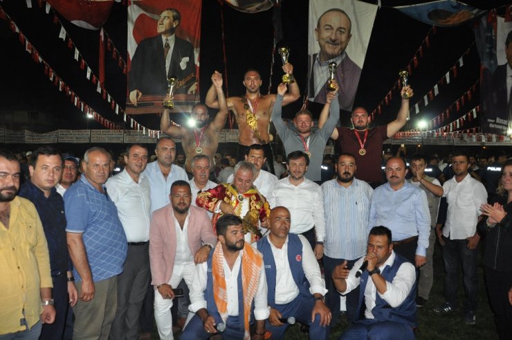 Altın Kiraz’ın Başpehlivanı Ali Gürbüz Oldu