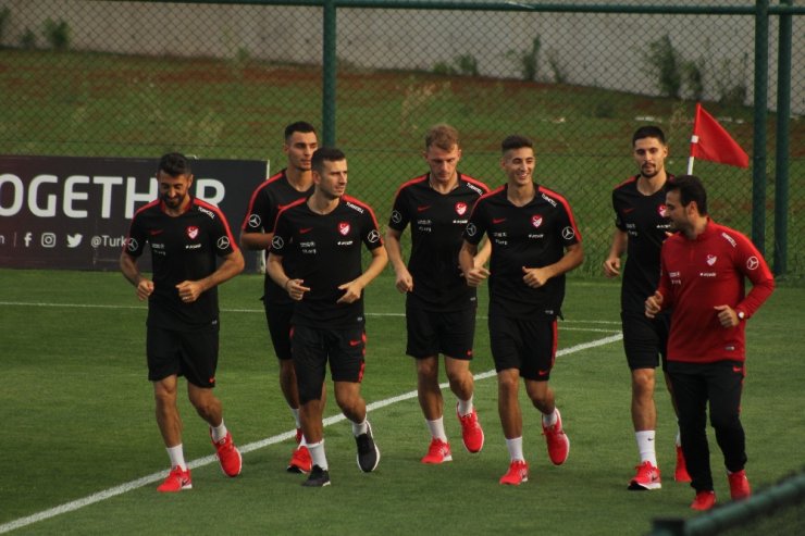 A Milli Takım Hazırlıklarına Başladı