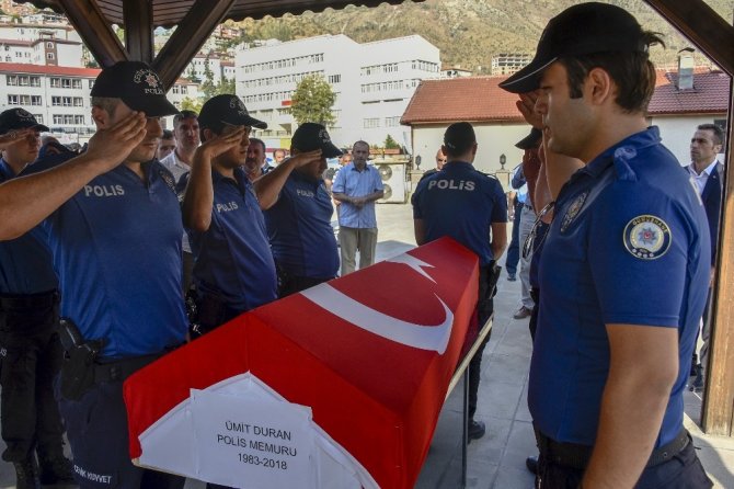 Kansere Yenik Düşen Polis Memuru Son Yolculuğuna Uğurlandı