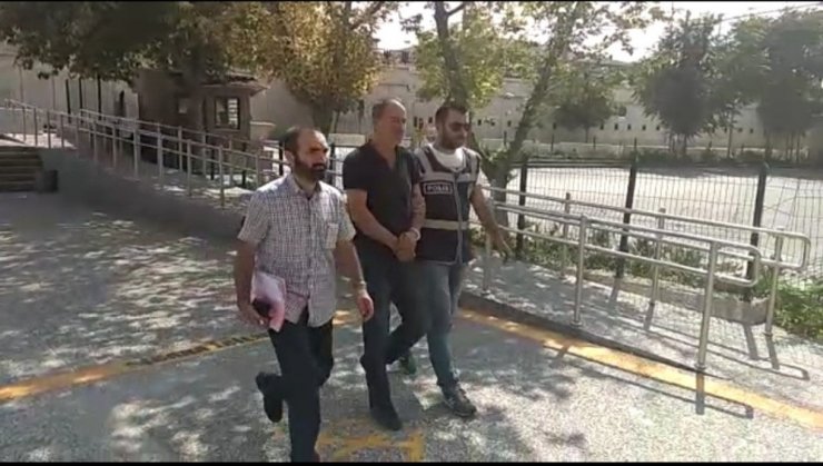 Yankesiciler Önce Kameraya Sonra Polise Yakalandı