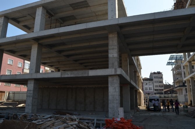 Arkadaşa Son Bakış