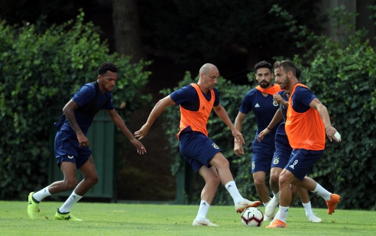 Fenerbahçe Pas Ve Şut Çalıştı