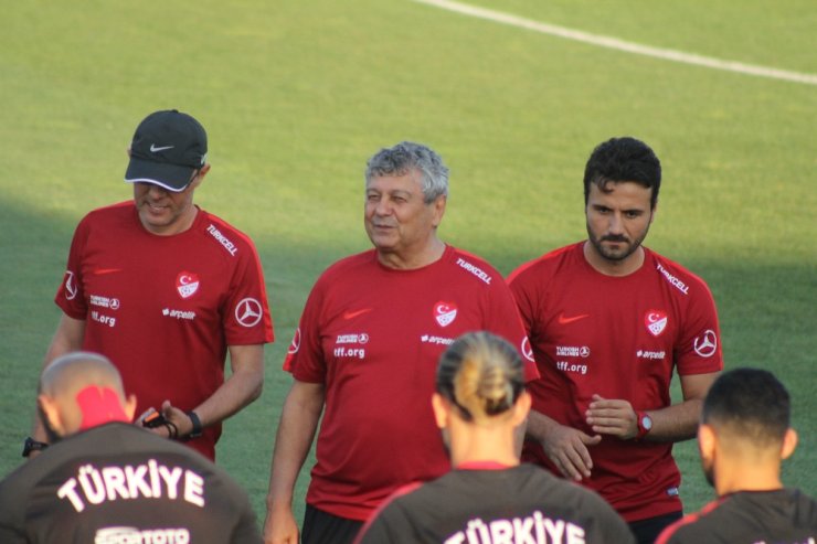Lucescu Terim’in Gerisinde Kaldı