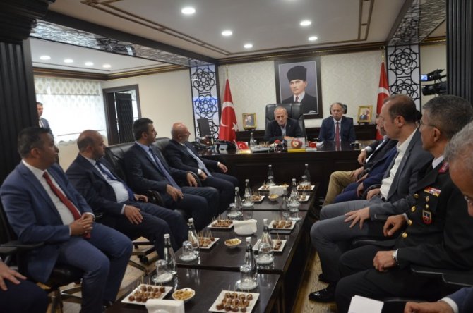 Bakan Turhan: 