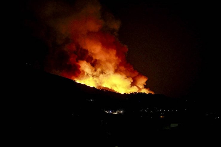 Sisam Adası’nda Yangın