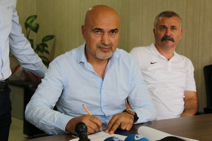 Levent Açıkgöz Yeniden Karabükspor’da