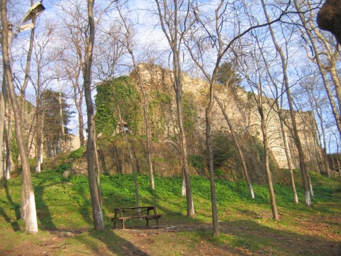 Giresun Kalesi’nde Temizlik İçin Gönüllüler Aranıyor