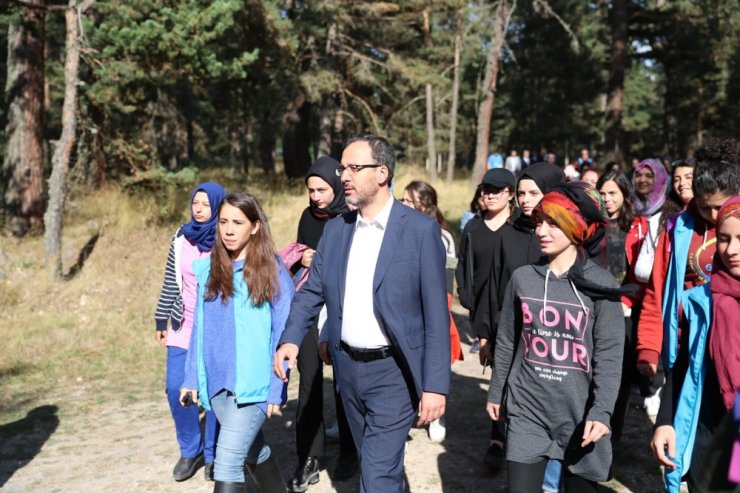 Bakan Kasapoğlu’ndan Sürpriz Ziyaret